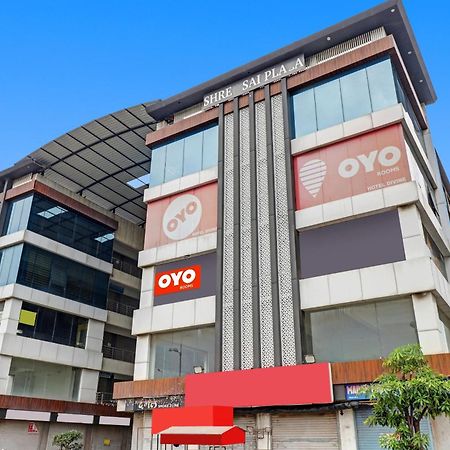 Hotel O Max スーラト エクステリア 写真